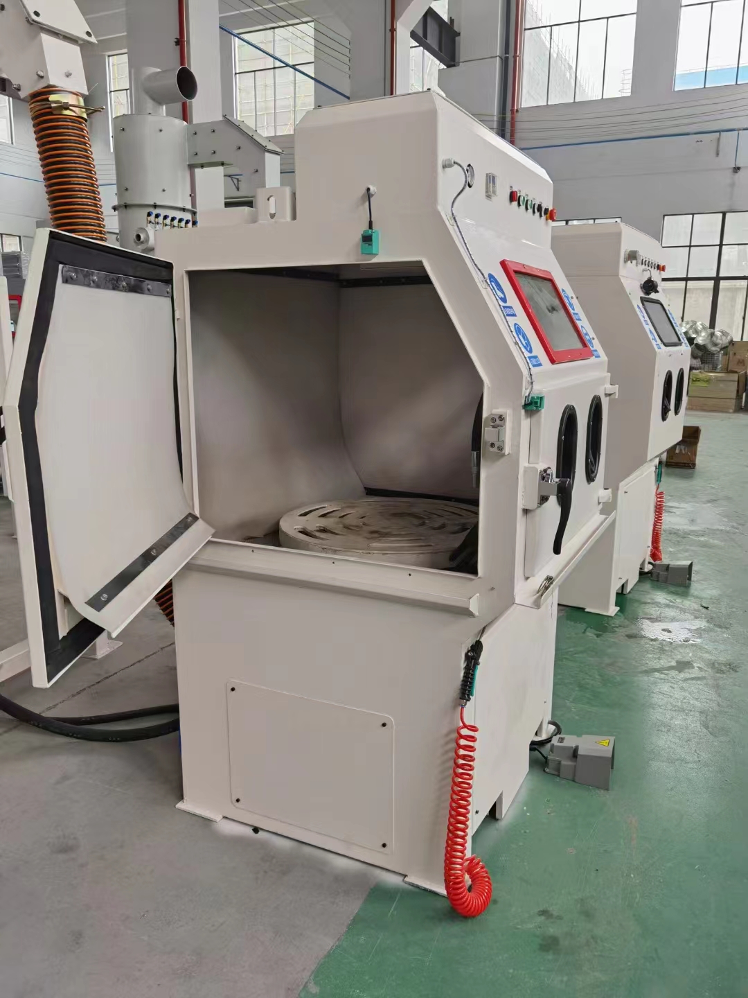 四川移动式抛丸机的工作原理?